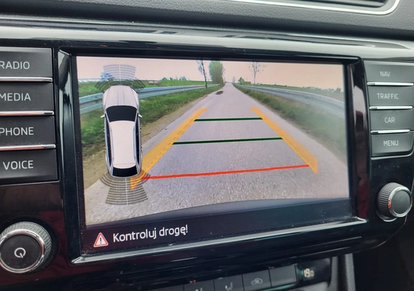 Skoda Superb cena 31500 przebieg: 259500, rok produkcji 2016 z Augustów małe 497